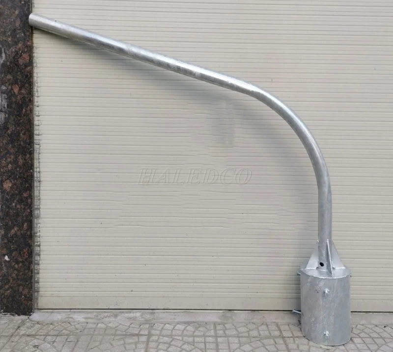 Cần chụp cột đèn bê tông