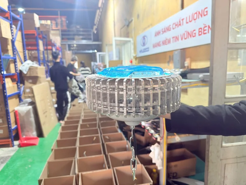 Đèn nhà xưởng 250w sau khi hoàn thiện