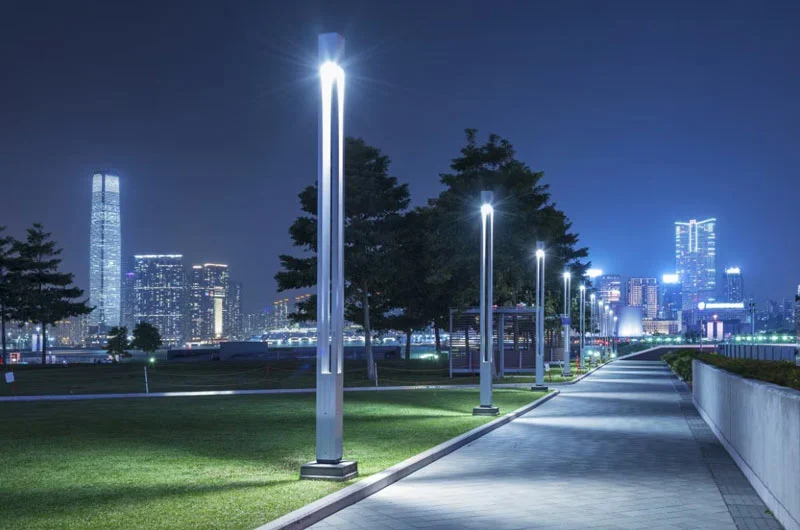 Hệ thống đèn đường thông minh chiếu sáng đường dân sinh