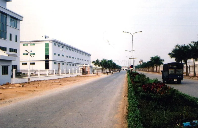 haledco-cap-den-cho-khu-cong-nghiep-que-vo-1