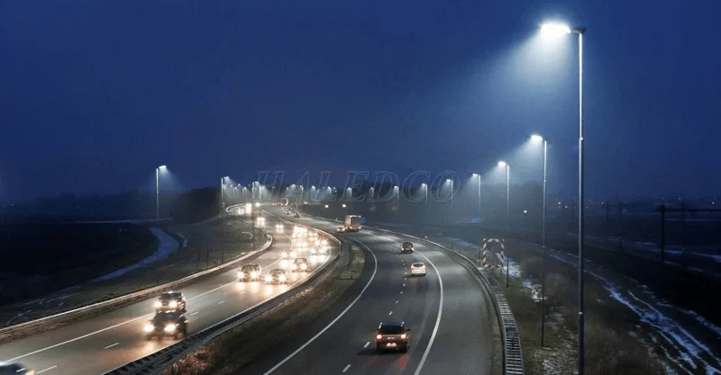 HALEDCO cấp đèn lá cho công ty môi trường và công trình đô thị Đông Hà