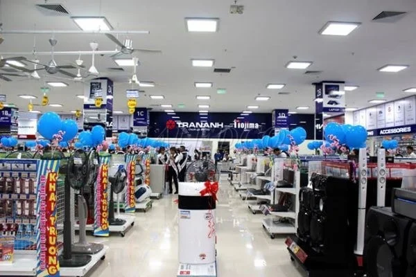 Sản phẩm panel 300x300 24w chiếu sáng trung tâm thương mại