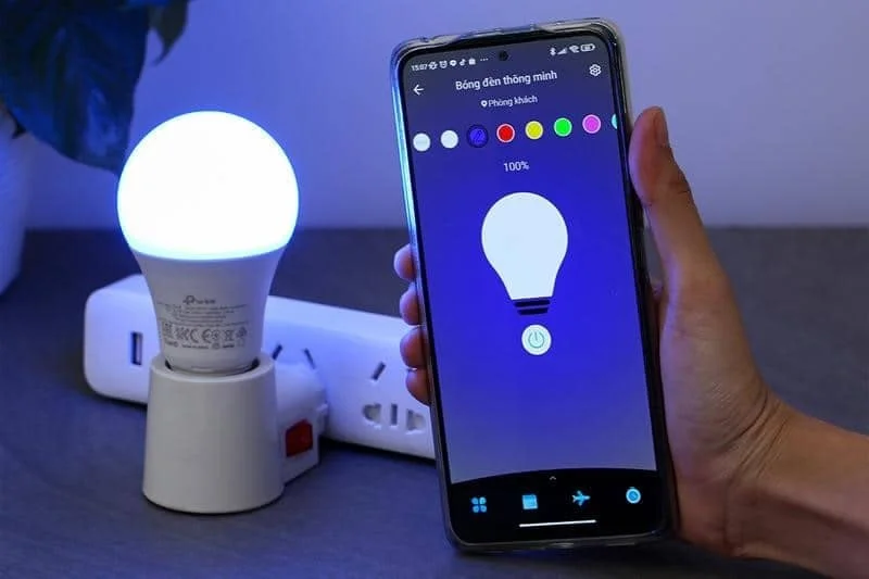 Đèn bulb điều khiển bằng điện thoại