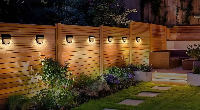 Đèn LED hắt sáng sân vườn gắn tường