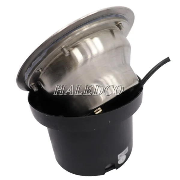 Đèn âm nước 18w lắp âm sàn