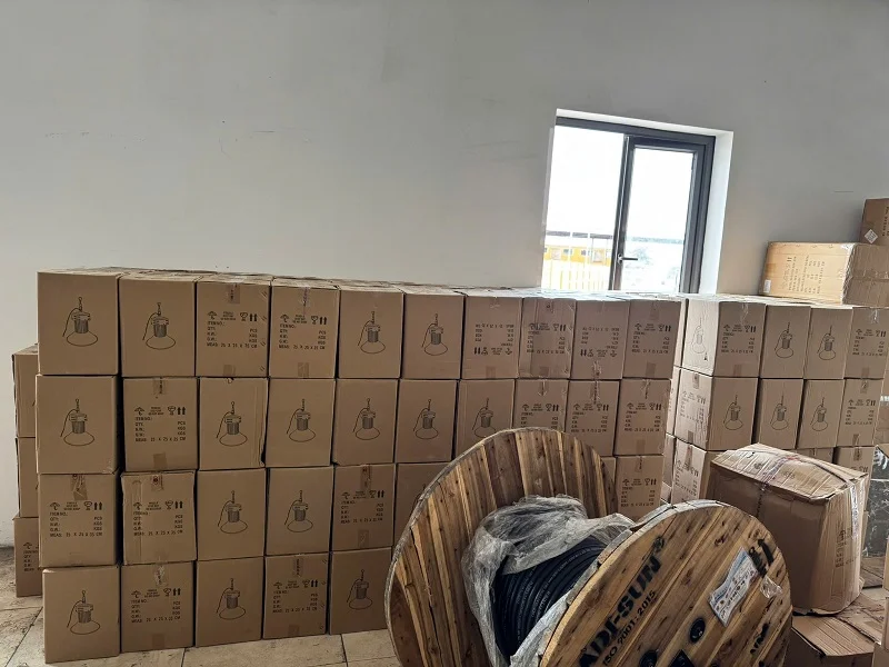 Hoàn thành đơn hàng đèn nhà xưởng