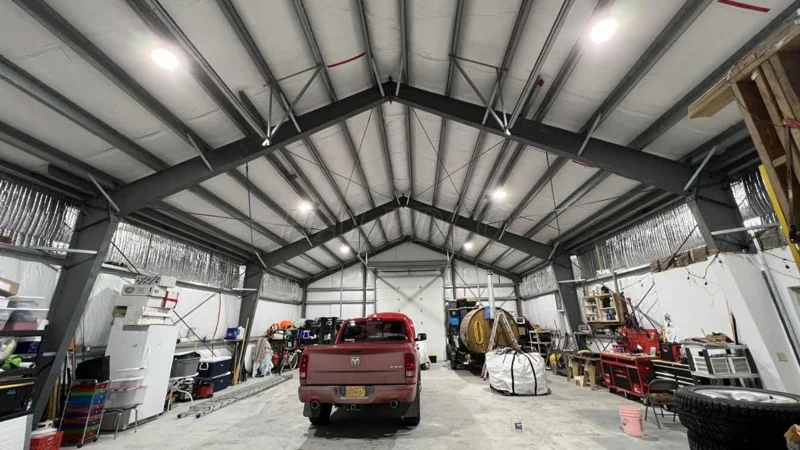 LED highbay chiếu sáng nhà để xe