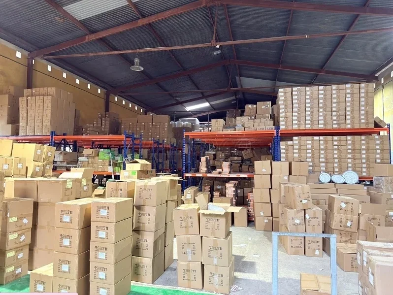 Kho hàng đèn led HALEDCO tại nhà máy