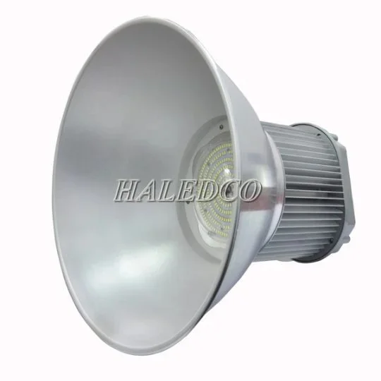chup-goc-nghieng-choa-den-led-nha-xuong-hlhb2-200wjpg-1