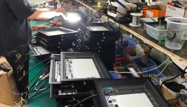 HALEDCO ra mắt đèn pha LED mỏng giá rẻ, chất lượng vượt trội