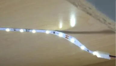 LED dây bị ngả màu, chập chờn, bong keo do đâu? Cách khắc phục