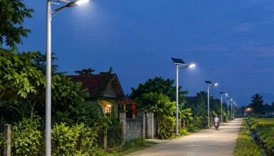 Lắp đặt hệ thống đèn năng lượng mặt trời đường nông thôn mới