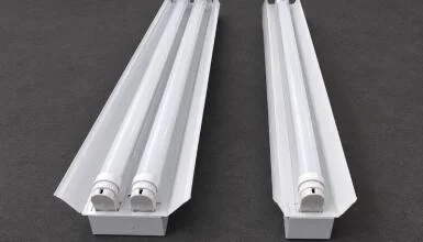 Máng đèn LED đôi có sáng hơn và tiết kiệm hơn hai máng đơn không?