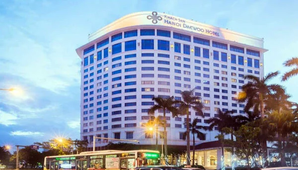 Haledco cấp đèn chiếu sáng bể bơi khách sạn Daewoo