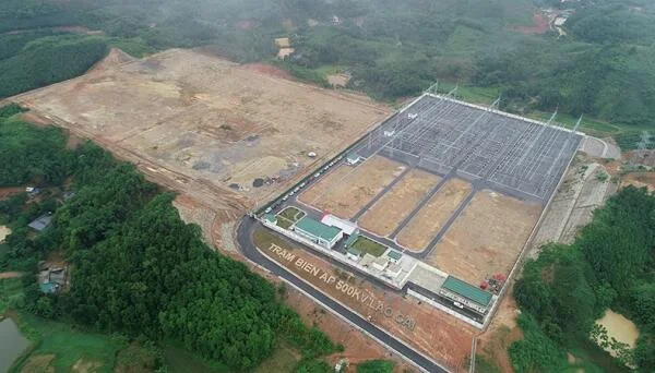 Cấp đèn pha LED cho TBA 500kV tại tỉnh Lào Cai