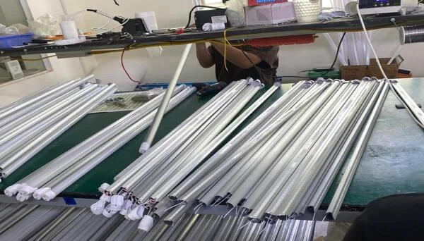 Dự án cấp đèn chiếu sáng cho NHK Toàn Cầu