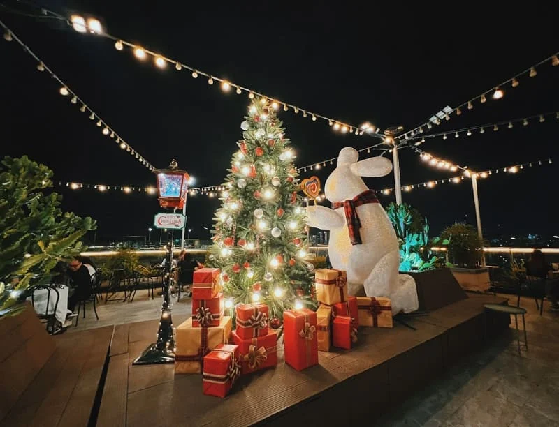 Trang trí Noel sân vườn