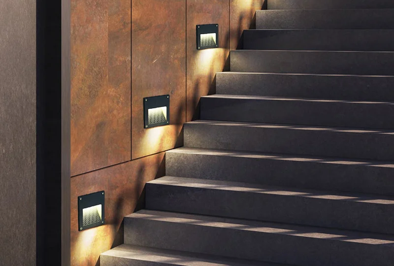 Đèn LED cầu thang: Loại đèn hắt sử dụng phổ biến