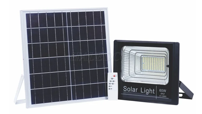 Mẫu 7: Đèn pha năng lượng mặt trời