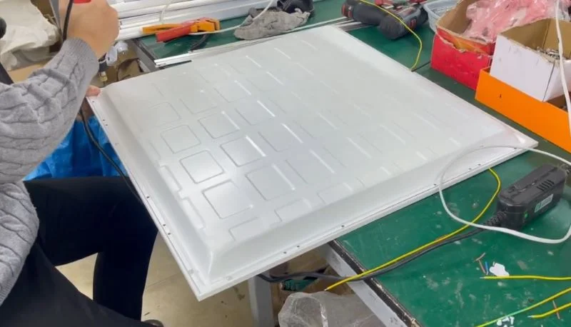 Hoàn thiện lắp ráp đèn LED panel HALEDCO