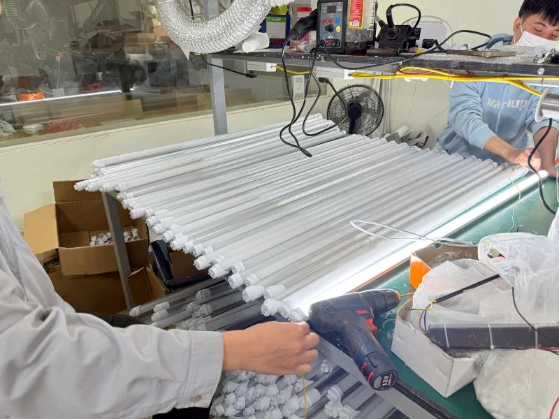 Xuất xưởng hơn 2000 đèn tuýp LED HALEDCO cho nhà máy Samsung