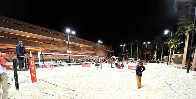 Đèn chiếu sáng sân bóng chuyền 250w