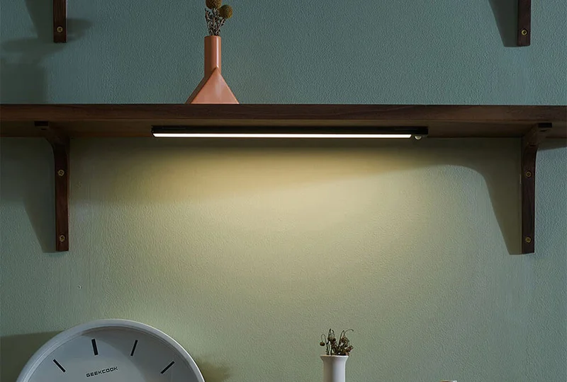 Đèn LED dán tường cảm ứng Yeelight 2700K