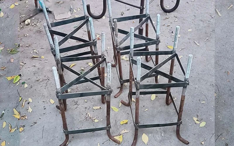 Khung móng cột đèn M16