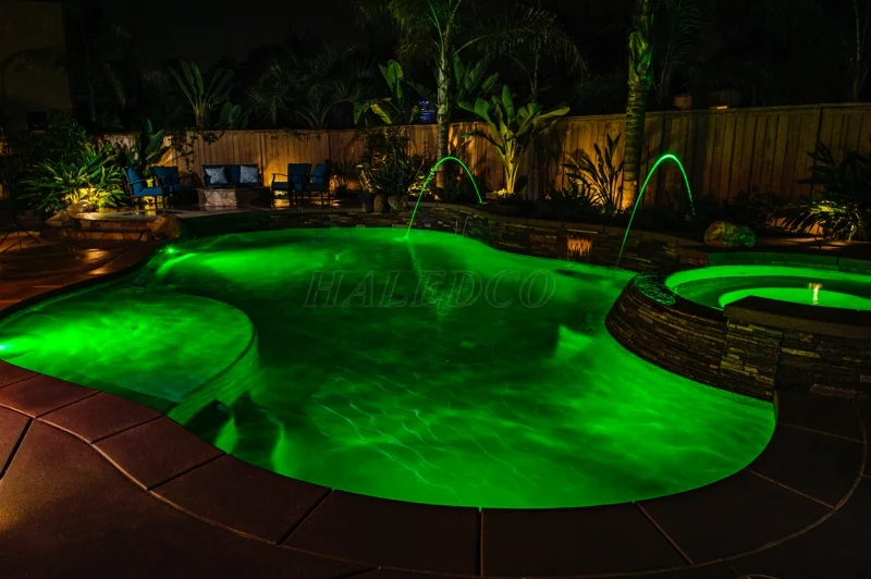 lap-led-day-trang-tri-ho-boi-1