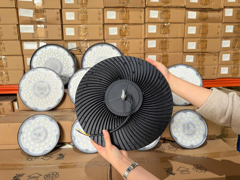 Đèn highbay UFO tại nhà máy HALEDCO