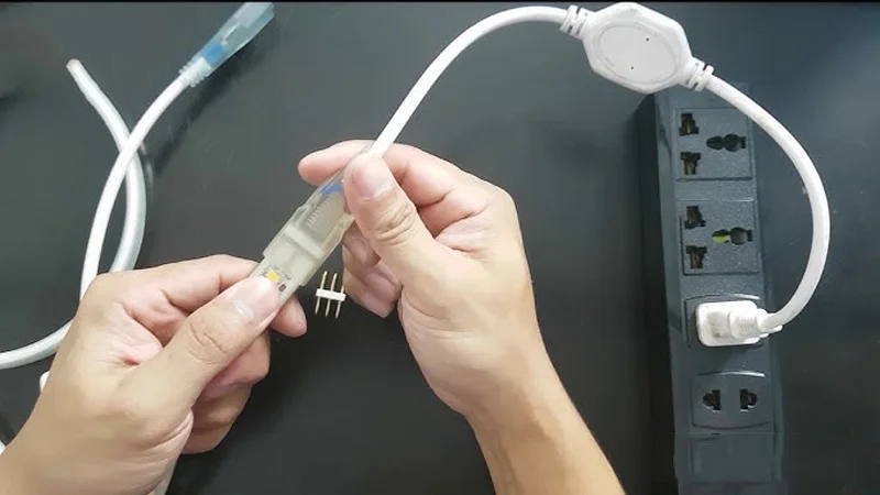 Cách đấu nối đèn LED dây 220V