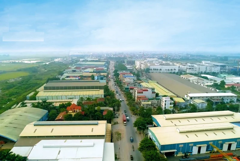 Cụm công nghiệp Quốc Oai có nhiều xưởng cần được chiếu sáng