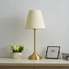 Đèn ngủ đầu giường trang trí phong cách Bắc Âu HLDB133