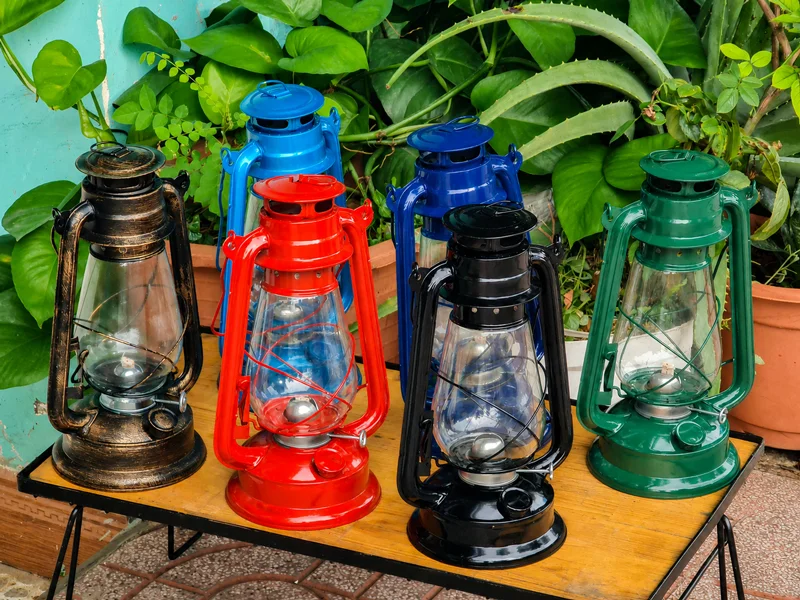Đèn dầu đi biển