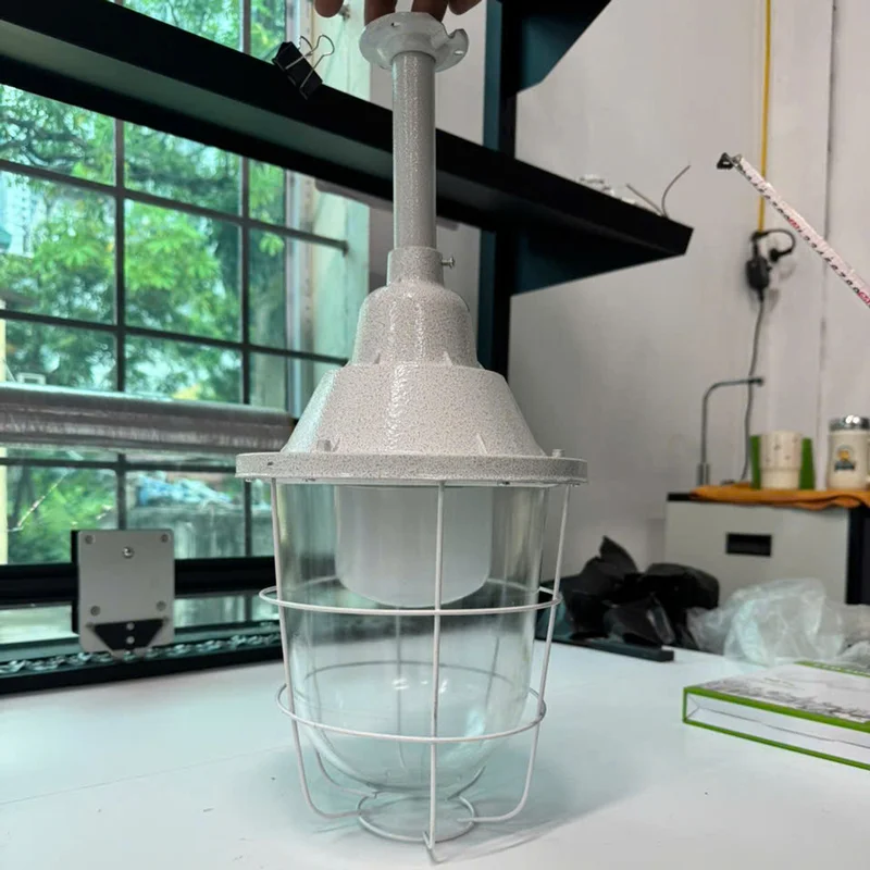 kieu-dang-den-bulb-chong-no-hlep-vop1-30