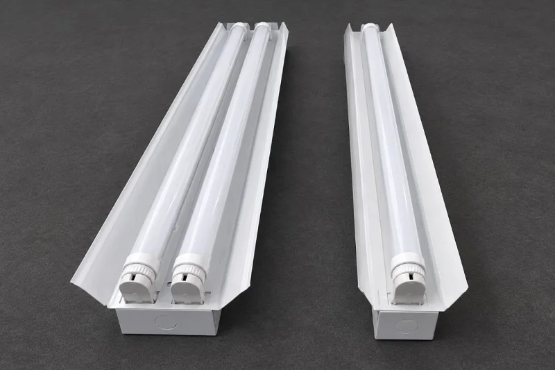 Máng đèn tuýp LED dùng cho văn phòng