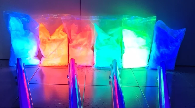 Bột huỳnh quang ứng dụng trong làm chất tạo màu