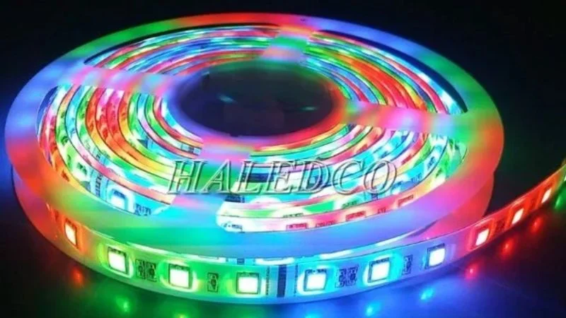 Cuộn dây đèn LED 100m 5050 chạy đuổi 4 màu