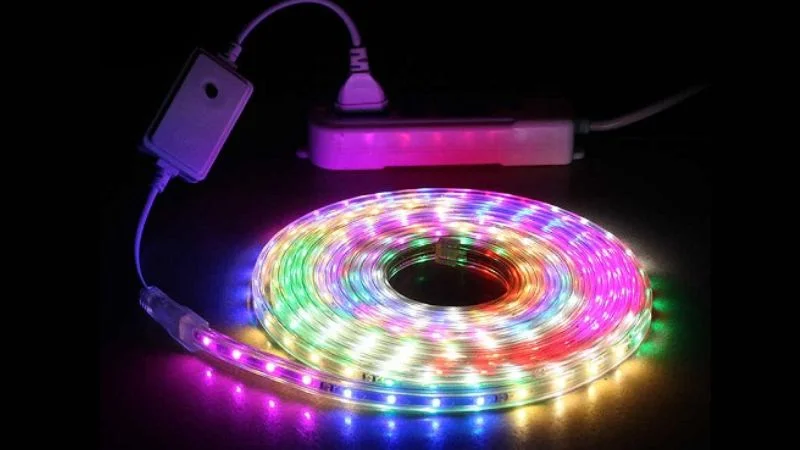 Đèn LED dây 100m 5050 đổi màu