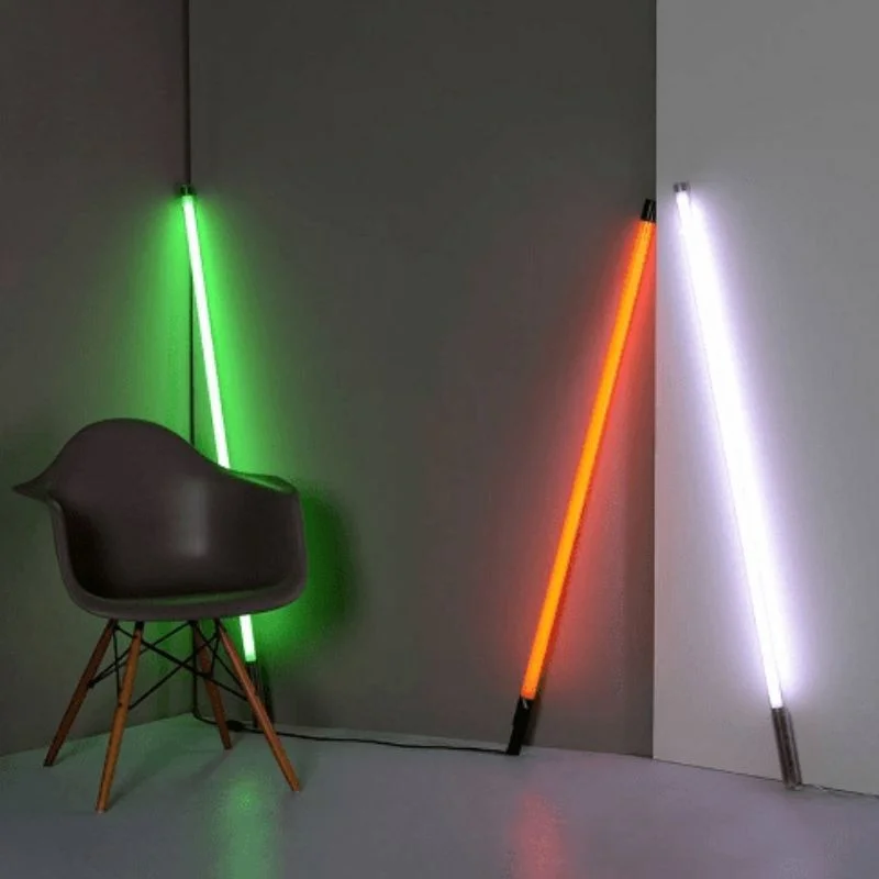 Đèn tuýp LED 3 màu thông dụng
