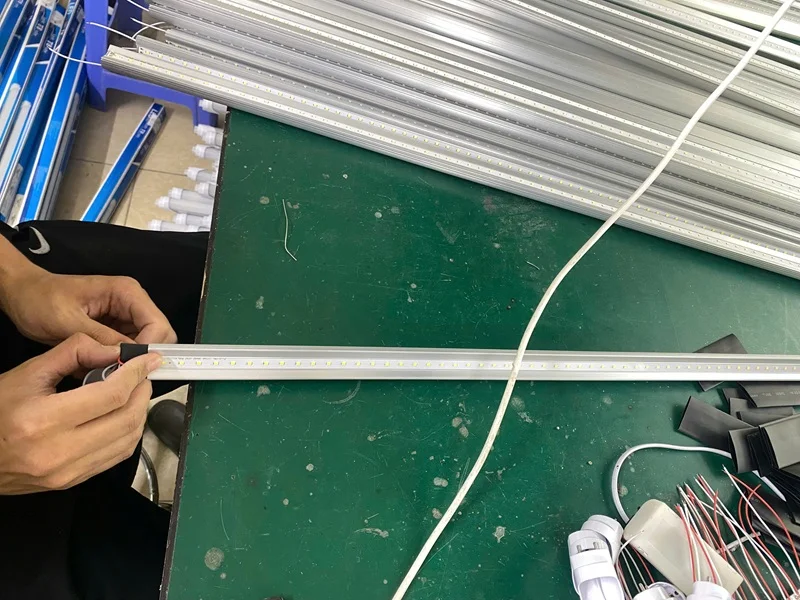 Gắn chip LED cho đèn tuýp